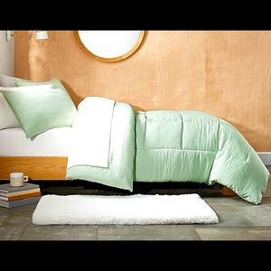 UGG® Devon 3-Piece Reversible Twin XL Comforter